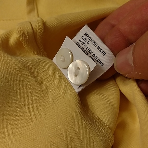 Red House yellow button upshort sleeve shirt Sz L - Picture 8 of 8